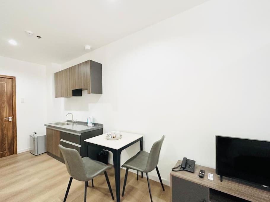 Mangrove Residences Mactan Punta Engaño 외부 사진